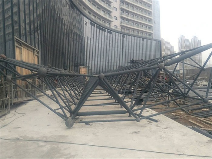 南京万豪酒店雨棚网架